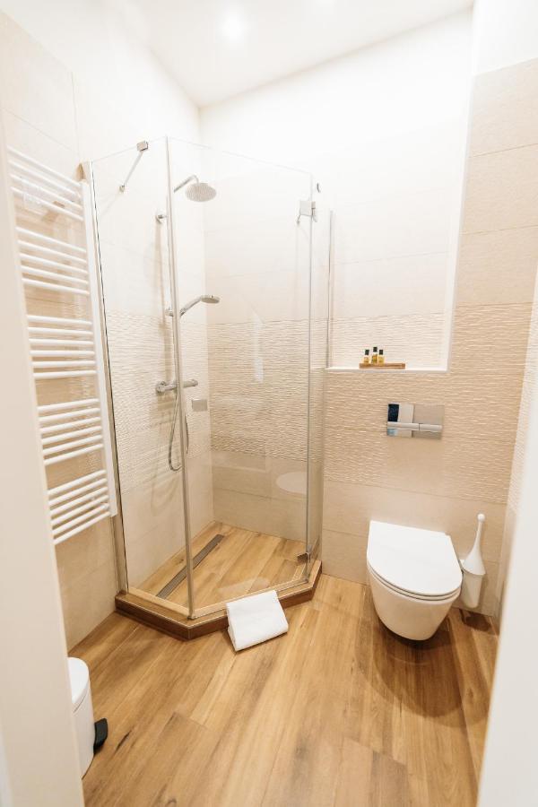 Labashaz Debrecen Bed & Breakfast Luaran gambar